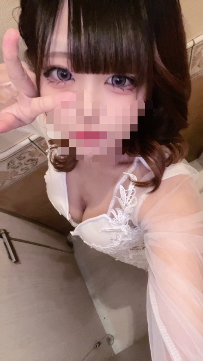 Y7teep's tweet photo. また２キロ痩せてガリガリですが
おっぱいは盛りに盛ります https://t.co/mMwxvAcCXp