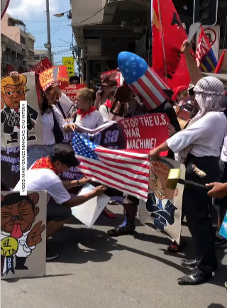 JesusBikers's tweet photo. Protesters participating in the “HINDIPENDENCE DAY: People’s Parade and Cultural Protest” burn a United States of America flag during their program along Colon St., Cebu City, on Friday, June 12. https://t.co/zB9jPiPec7