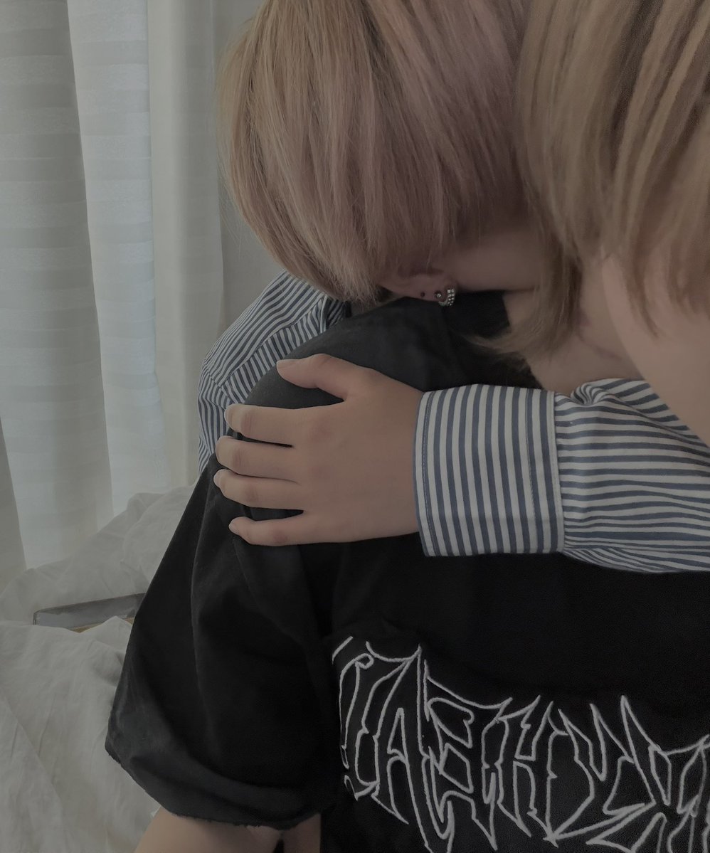 eshjdg327's tweet photo. やっとあえてしあわせ💞 https://t.co/N2GJxYjRKk