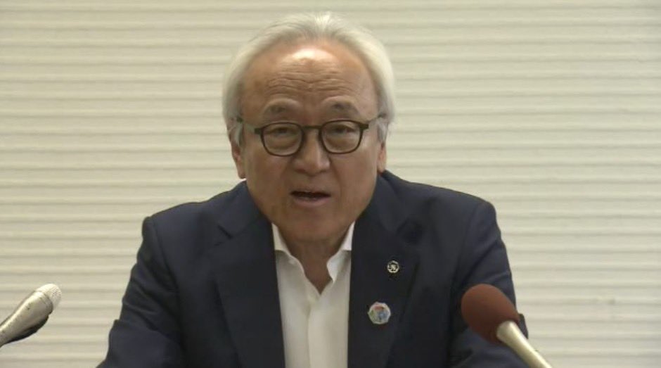 nBwQSzmg3qU2ysd's tweet photo. 福岡県議会のドン・蔵内勇夫議長が会見で開き直った…

「私は海外旅行は続けます。この考え、一切変わることはございません」

一人あたり300万円の税金でハワイの高級ホテル（1泊11万超）に泊まって「視察」。

しかも報告書は「意見交換しました」だけらしい。

これで「高額だけど必要」とか言ってる…頭おかしいやろ💢

福岡県民よ、怒れ‼️