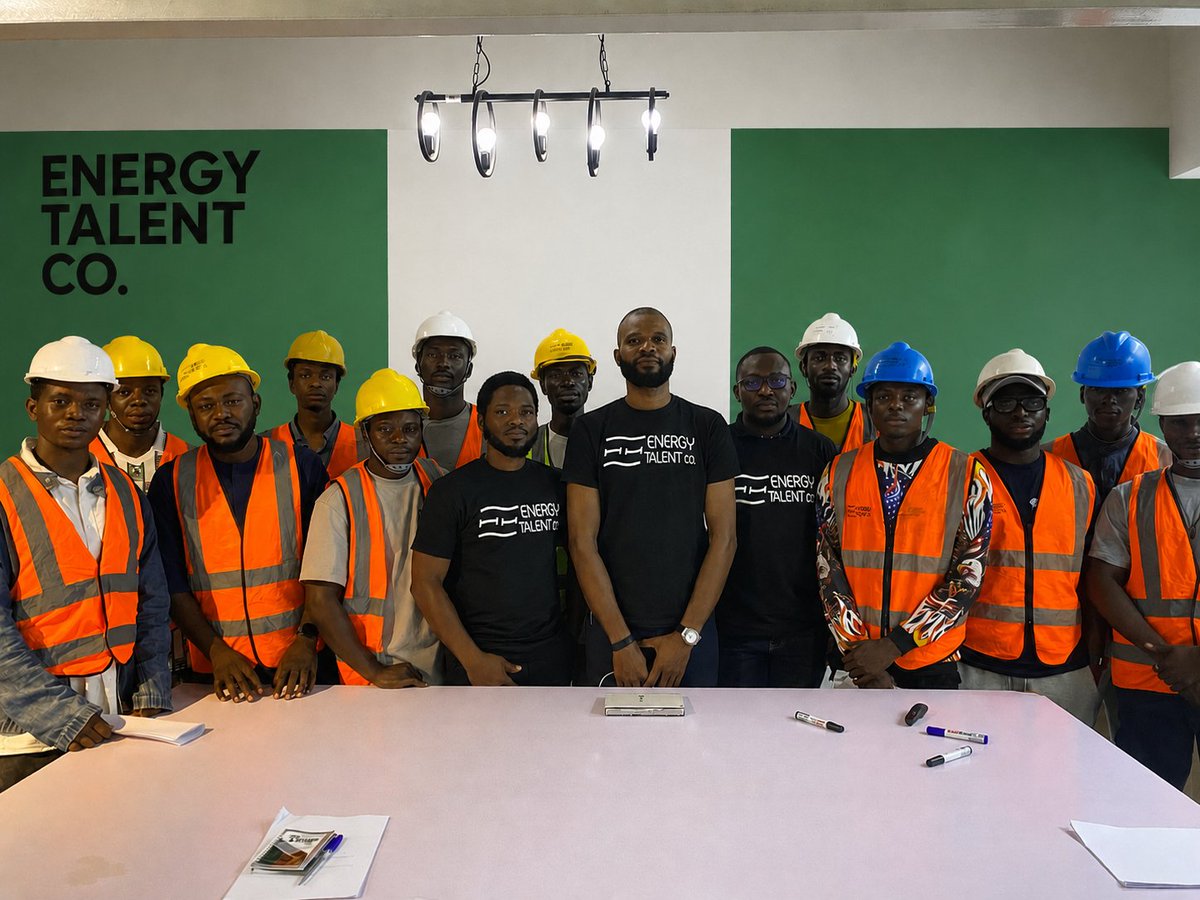energytalentco's tweet photo. Nigeria gave us a day that reminds us what we're fighting for. Not just freedom. But the right to build something worth passing on. 

Happy Democracy Day. 🇳🇬  

#DemocracyDay #June12 #Nigeria #NaijaProud #BuildingNigeria #June12th #NigerianDream #EnergyTalentCo #AfricaRising https://t.co/lxcCpo3X82