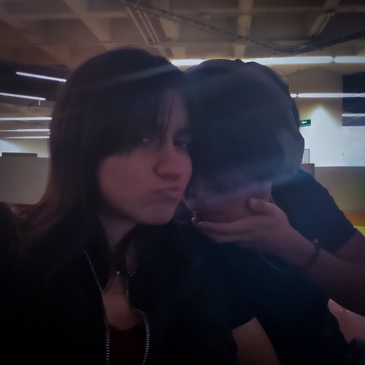 themisssin's tweet photo. purple rain https://t.co/ilfuhGs0RA