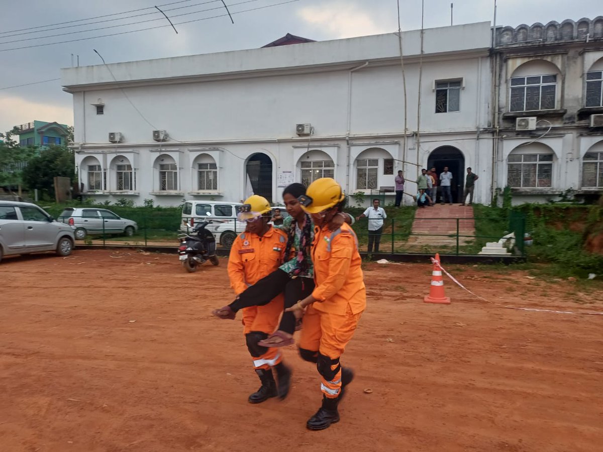 DisasterMgmtTRP's tweet photo. District Level Civil Defence Air Raid / Blackout Mock Exercise conducted on 11.06.2026 at Bishramganj Higher Secondary School under Bishalgarh Sub-Division with the involvement of Civil Defence Volunteers &amp; Emergency Response Teams organized by DDMA Sepahijala District. https://t.co/k8RmQQwuHo