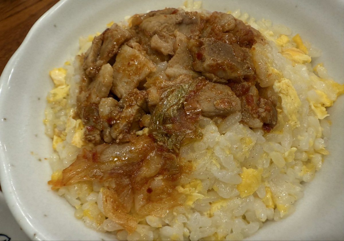 radwinps2018's tweet photo. 四軒目
西荻窪　戒

トリスメガハイボール
ゴーヤ牛肉スタミナ炒め
豚キムチチャーハン https://t.co/I2NqWcIcCL