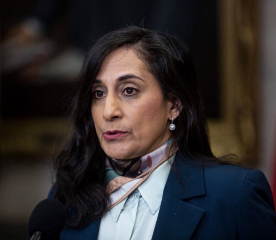 dimitrilascaris's tweet photo. Is it just me, or does Canada’s ghoulish foreign minister Anita Anand look more and more like Morticia from the Addams family? https://t.co/BEk038Oye3