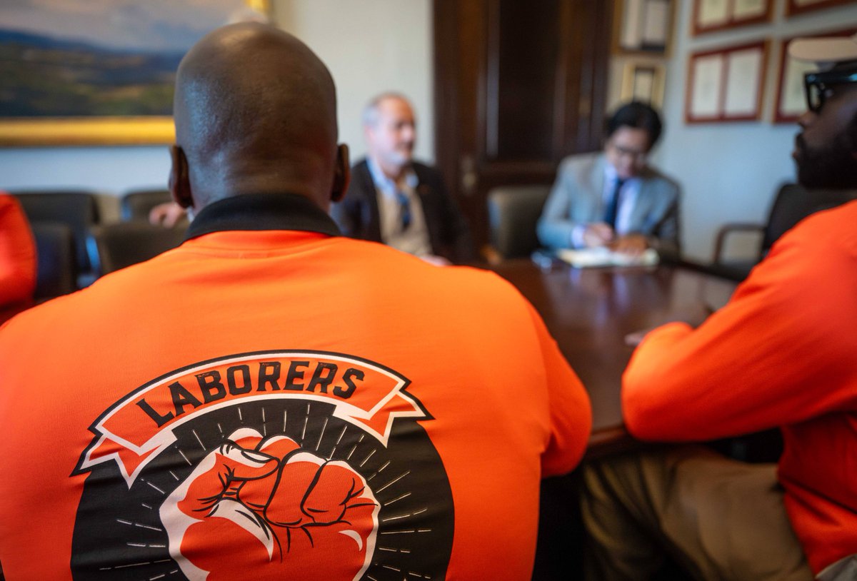 LIUNA's tweet photo. We don’t beg for a voice. We build power and make it impossible to ignore. #OrganizeOrDie #FeelThePower #wethepeople #wefightwewin https://t.co/cC9v0Tbx88