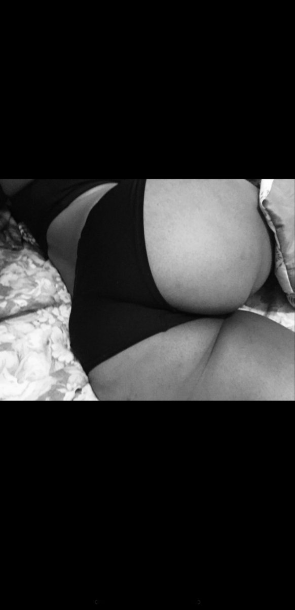 damnjerjer's tweet photo. Ex girlfriend had major 🎂🎂🎂🎂 https://t.co/9lBho2Y657