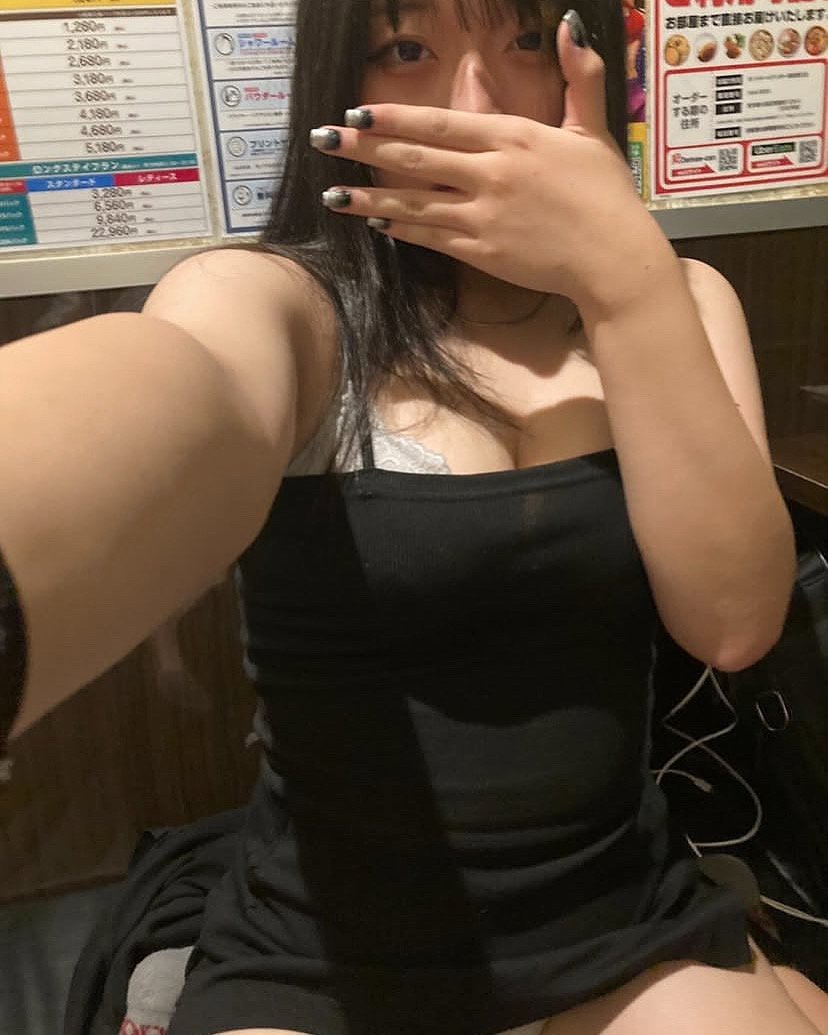 6kMyth's tweet photo. 仲いい飲み友ほしいです！！

#彼氏募集中 #自撮り界隈 https://t.co/gRNWCtgV4P