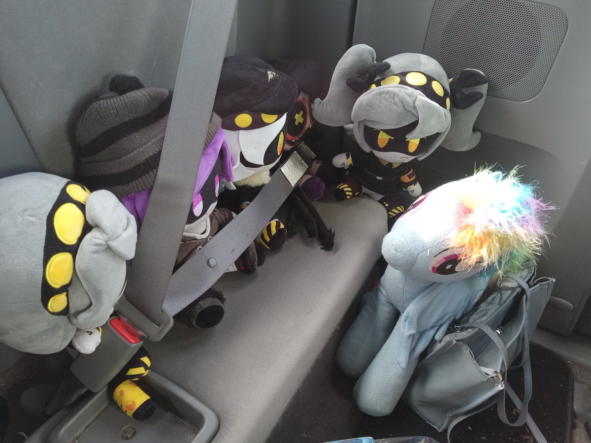 Filmshoot02's tweet photo. Hey Guys, Took a Full Day Break to Rest But I'm Back and currently En-route To See Steven Spielberg's Disclosure Day in #IMAX

Brought The Whole Gang Again.😁😁

#N
#V
#J
#Uzi
#Cyn
#RainbowDash
#MyLittlePony
#MurderDrones
#DisclosureDay
#StevenSpielberg https://t.co/XJRTilq1YV