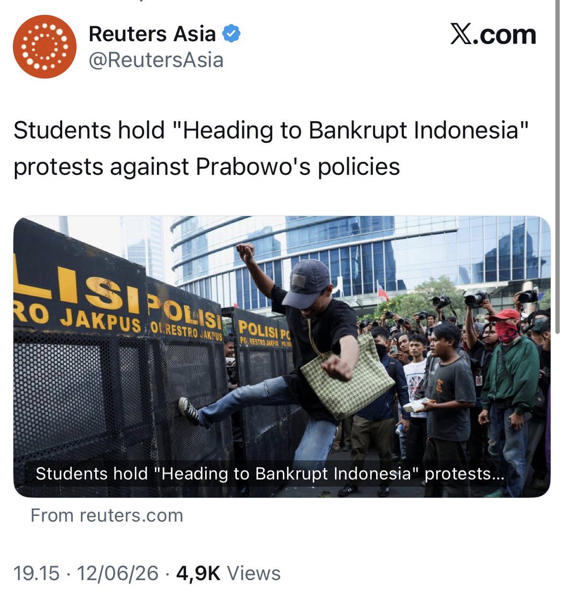 AdamPrabata's tweet photo. Media asing menyoroti kejadian hari ini juga ternyata https://t.co/NBe7eapK4Y