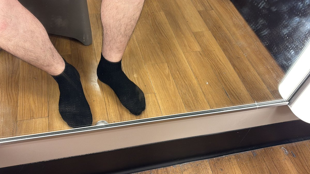 spongebob21123's tweet photo. Anyone else get super horny in public changing rooms #amateur #public #teen #omegle #monkeyapp #cuckold #horny #goon #gooning #publicflash #flash #hardcock https://t.co/aI5TLX20eR