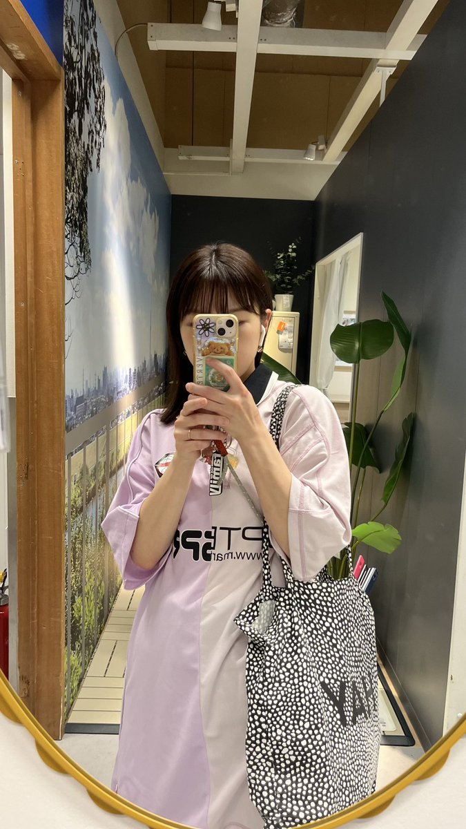 1JUMP0ask's tweet photo. 1月ぶりの⏰多幸感でいっぱい
IKEAでのお散歩を挟み
高校のお友達とららアリーナ🫶 https://t.co/9xmfPNtarq