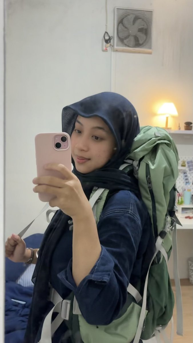 echaeunjae's tweet photo. ASSALAMU’ALAIKUM SUMBING, SINDORO, SLAMET, RAUNG, RANU KUMBOLO, RINJANI🌋⛰️🏃🏻‍♀️ https://t.co/yHNaMJDwWM