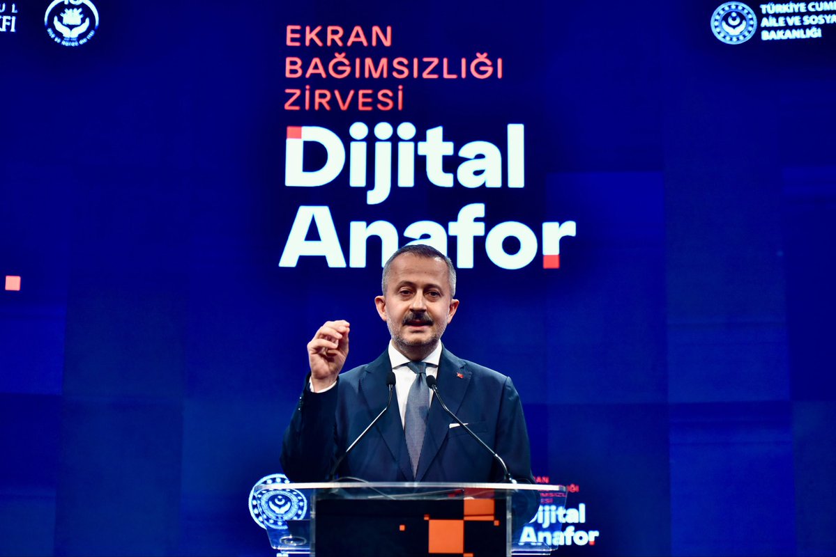 istnblailevakfi's tweet photo. Dijital Anafor | Ekran Bağımsızlığı Zirvesi, T.C. Aile ve Sosyal Hizmetler Bakanlığının himayelerinde, RTÜK ve İstanbul Aile Vakfı iş birliğiyle gerçekleştirildi.

@tcailesosyal @rtukkurumsal @TC_istanbul https://t.co/2ZPLw0wniV