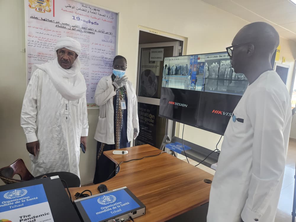 OmsTchad's tweet photo. 🇹🇩✈️🛡️ Le 11 juin 2026, @SanteTchad, avec l'appui de l'OMS et le financement du #PandemicFund, a installé des caméras thermiques à l'Aéroport de N'Djamena pour renforcer la #surveillance aux points d'entrée et prévenir l'introduction des #menaces sanitaires. https://t.co/uiKzAZPOGt