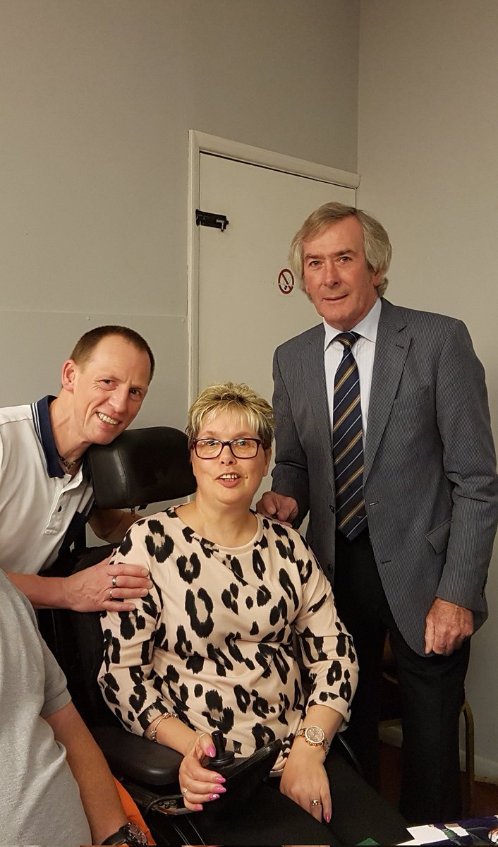 Sally_Berger's tweet photo. Happy birthday PatJennings #Legand #COYS 🙂 x https://t.co/xbmukL5FB6