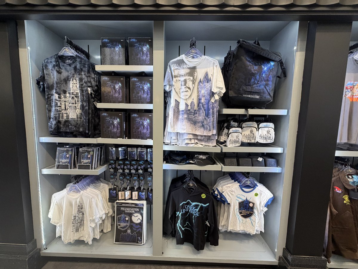magiccitymayhem's tweet photo. Lots of Dark Universe merch in Five and Dime @UniversalORL https://t.co/5HNmo7g1J2