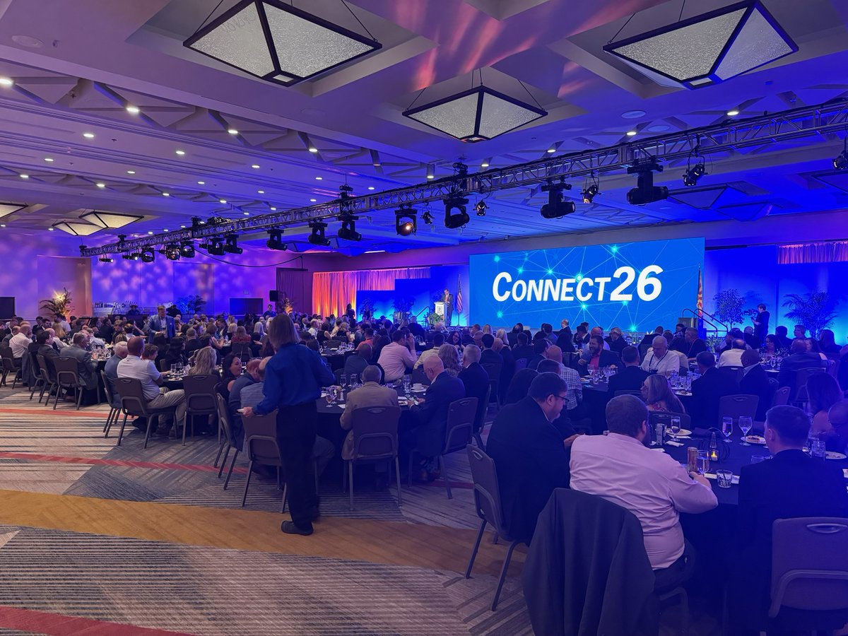 TheQuantumGrp's tweet photo. More than 300 advisors from across the country came together for a partner conference, and Quantum took to the MAIN STAGE to share marketing strategies and the value of building a stronger business. We're grateful to share what makes Quantum different! https://t.co/QSH56qq0kD