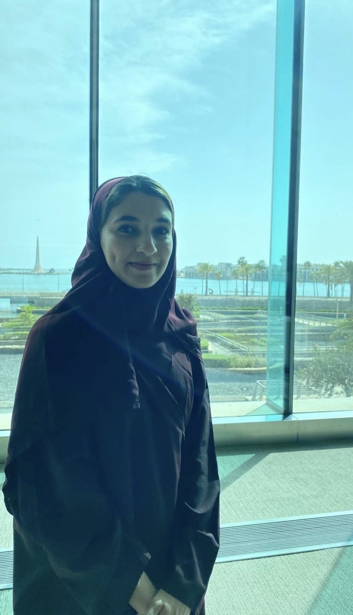 saljohanisa's tweet photo. كما شملت الزيارة الاطلاع على معامل النانو المتقدمة ومعمل المغناطيس النووي، والتعرف على أحدث التقنيات والأجهزة المستخدمة في أبحاث المواد المتناهية الصغر وتطبيقاتها في مجالات متعددة، مما أضاف للرحلة قيمة علمية ومعرفية مميزة
#sulaf_aljohani #KAUST #سلاف_الجهني https://t.co/0DVk2SPiVs