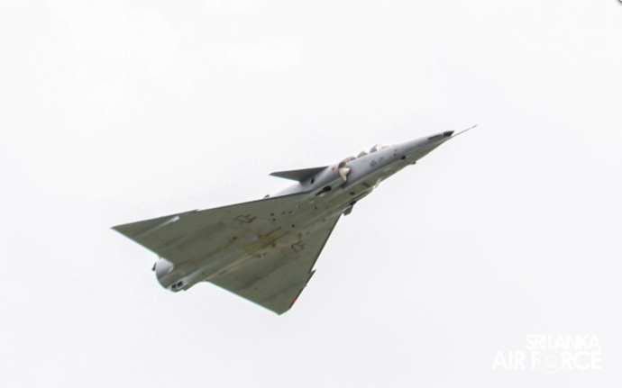JoseJavierGo's tweet photo. @LatrincheraCL Sri Lanka ha devuelto al servicio parte de su flota de Kfir mediante un programa de modernización que busca extender la vida útil de estas aeronaves. Un caso que refleja los desafíos que enfrentan muchas fuerzas aéreas para renovar sus capacidades.
Con colaboración de @erichsaumeth
https://t.co/UQsHARu3yo