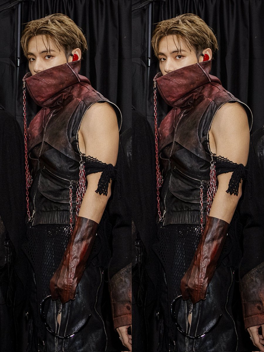 archivefortae's tweet photo. OHMYGOD KIM TAEHYUNG https://t.co/v7yORFPXXd