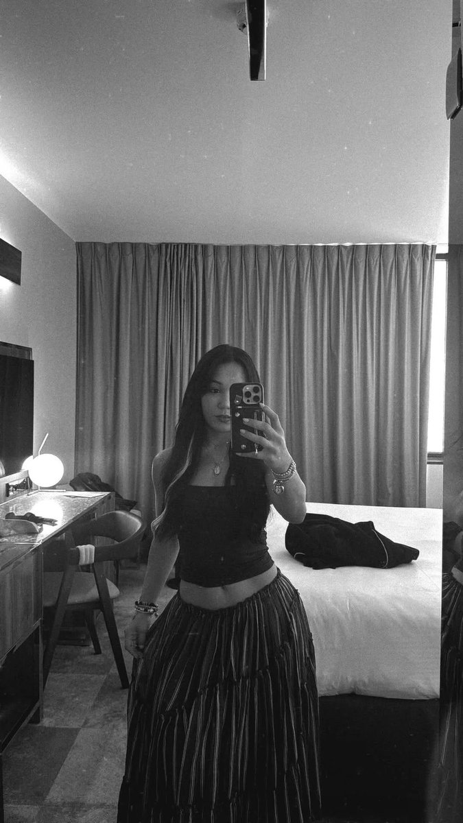 ProdigyRoxyRP's tweet photo. "Come use me in my hotel." https://t.co/a5sbr2C1Ax