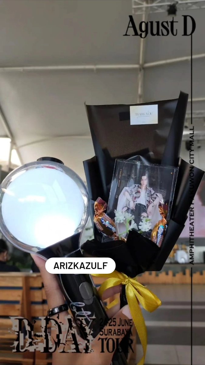 dunnoeverything's tweet photo. halo guys, aku mau jual LS ARMYBOMB VER SE (Fullset + PC &amp; Box). #wts #lightstick #army #bts https://t.co/x85zGUg801