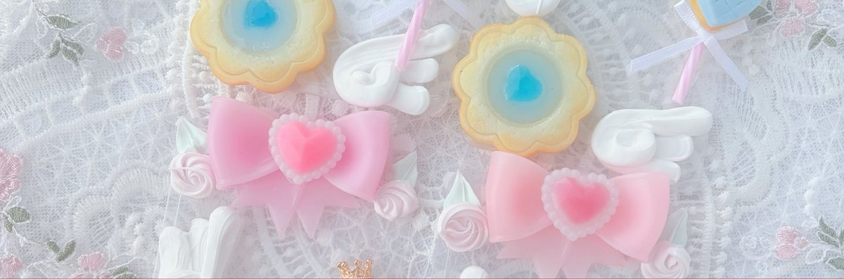 knchama12's tweet photo. 新作トレカデコのチラ見せです^> ·̫ <^♩
6月のMignonne marchéと
7月のきゅんこむに持っていきます！お楽しみに！まだまだ作品がございますのでお楽しみに！ https://t.co/Sa6NVnLFJ8