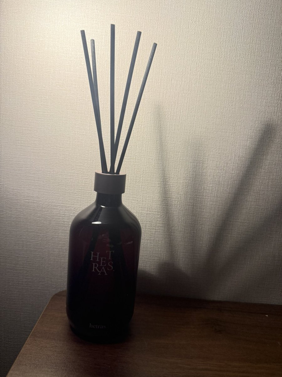 __FAEM's tweet photo. Xでバズってたルームフレグランス買った
いい香り https://t.co/u7GcXl8buu