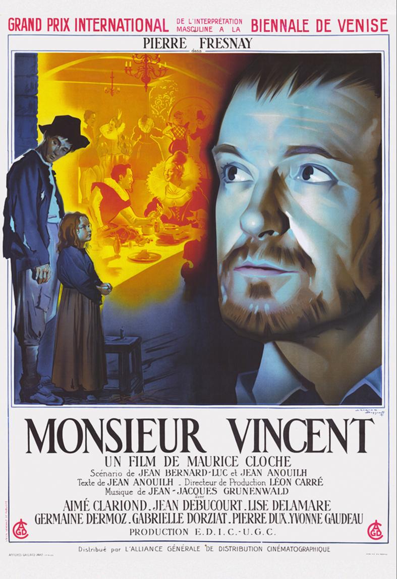 LiridonExcbz's tweet photo. "Hier au cinéma avec Robert (Champs-Elysées) pour voir Monsieur Vincent, film qui m'a causé une grande inquiétude, car j'ai compris que Dieu employait ce moyen pour m'éclairer sur l'état de ma conscience et me faire voir tout ce chrétien dans ma vie. Je ne suis pas du tout « démissionnaire de moi-même », comme on disait jadis, je ne fais presque rien autrui et, en particulier, presque rien pour les pauvres. Alors ? Que vaut mon christianisme ? Et puis-je dire sincèrement que j'aime Dieu ? Cet amour n'est-il qu'une suite de protestations verbales ? Je n'ose répondre, car j'ai honte. Le rôle de saint Vincent de Paul est admirablement tenu par Fresnay dont le visage donne souvent l'impression d'une grande vie intérieure. C'est cela qui a troublé Mauriac (« Quoi donc, on peut donc contrefaire la sainteté ? »). Mais non. Il doit y avoir en Fresnay un homme épris de sainteté, un saint in fieri qui s'exprime par ce rôle. Il y a un saint en chacun de nous, le saint qu'il aurait dû être et qui parfois, tristement, regarde par les yeux du pécheur (comme on se pencherait à une fenêtre). Ce film est plein de défauts. La partie historique est faible. Richelieu et Anne d'Autriche, inacceptables, mais de splendides images : l'hôpital où les malades se disputent la place des morts (ce cri : « Je veux mourir dans un lit ! La place est à moi ! »), la guerre, les galères (brutalité atroce), etc. Très ému, jusqu'à en pleurer (l'enterrement à la campagne, le village conquis par le courage et la piété de son curé). Je crois que tout cela a touché Robert aussi, lui d'ordinaire si justement difficile et si ennemi (comme moi) du genre « édifiant »."
Julien Green - Journal, 15 janvier 1948