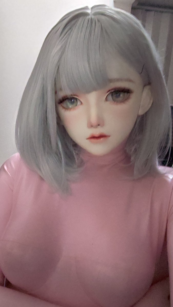 CatstudioInc's tweet photo. Pink latex https://t.co/cr8qjiiUaE