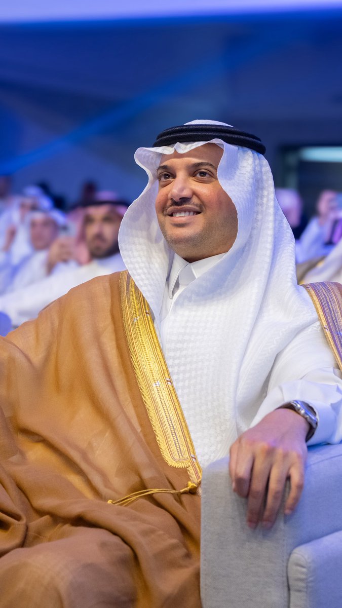 ahmedaljassim00's tweet photo. #ساعه_استجابه 

اللهم ارح باله ، وأسعد قلبه ، وشد أزره ، وكن معه ، وهب له من توفيقك يارب 

سيدي صاحب السمو الملكي الأمير #سعود_بن_طلال بن بدر محافظ #الأحساء 
 🇸🇦🇸🇦 https://t.co/zsmvtZZaUY