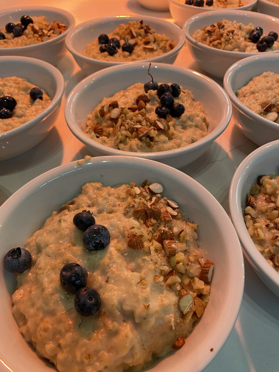 JRodriguez403's tweet photo. Come on down to the Alex Community Food Centre for some delicious breakfast and the bountiful market. Come for the food, stay for the company. #goodfood #forestlawn #goodfoodyyc https://t.co/pIydJYApxv