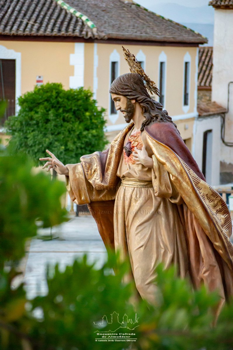 EncuentroCofrdA's tweet photo. 12 de Junio, Solemnidad del Sagrado Corazón de Jesús. 

Sagrado Corazón de Jesús, "En vos confio" https://t.co/gGTU6c1LOO