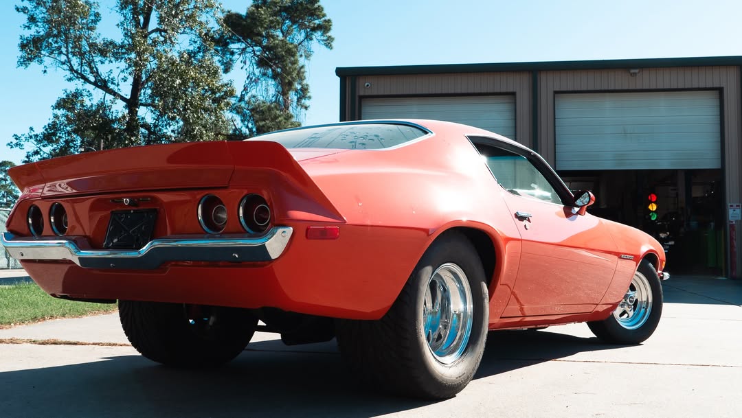 LizardSkin_'s tweet photo. Mo' Muscle Cars recently completed this eye-catching '71 Camaro Pro Street build, combining serious horsepower with comfort and refinement. As part of the build, LizardSkin was applied throughout the interior to help reduce heat transfer and unwanted noise inside the cabin. https://t.co/4Mj490Z7Tn