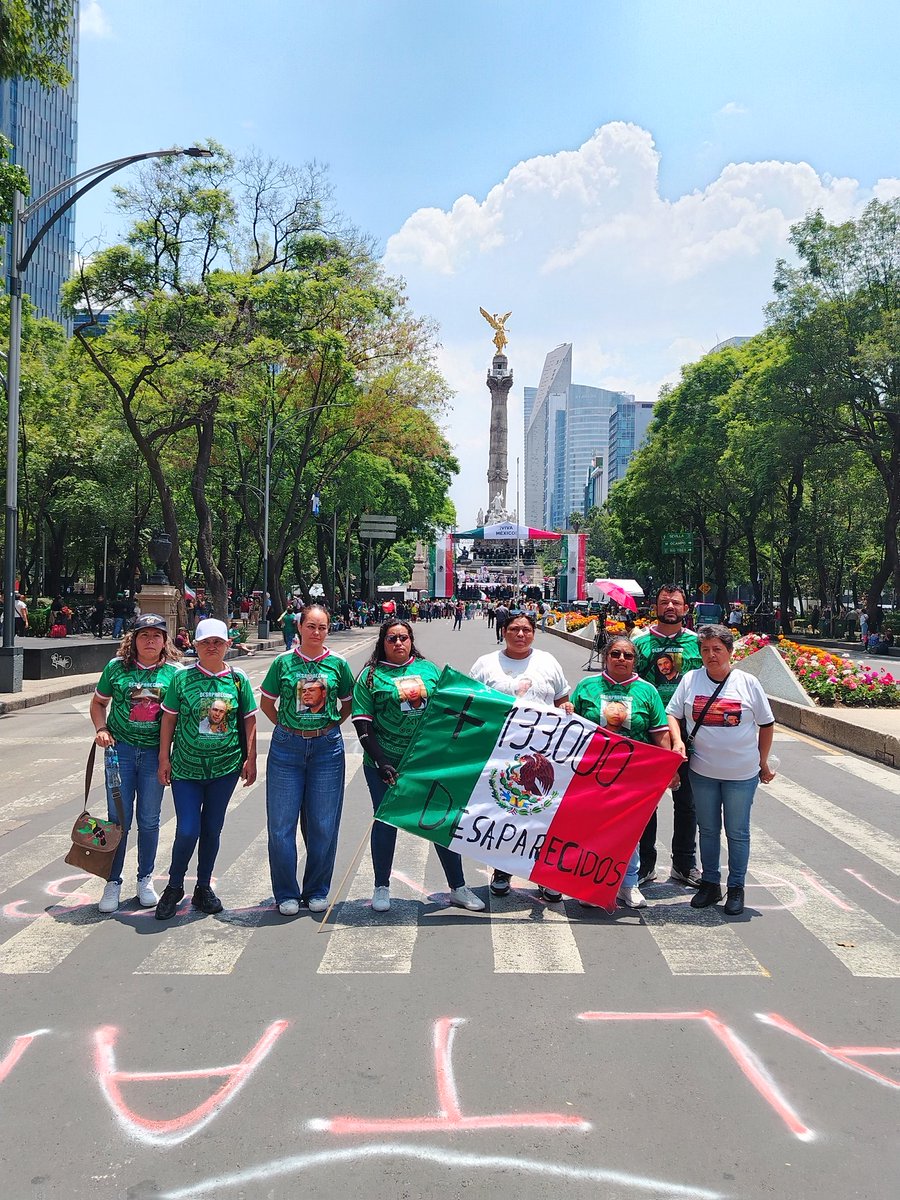 lopezjairoa's tweet photo. La burla de la presidenta y la criminalización de la secretaria de gob son profundamente ofensivas.
Estos días acompañé a "Las Escarabajo" de Zac. Tal vez incomode que sus hijos, hermanos, esposos desaparecieron durante los 2 últimos sexenios. Incomoda el grito de justicia (1/3) https://t.co/vWOVLtwLNH