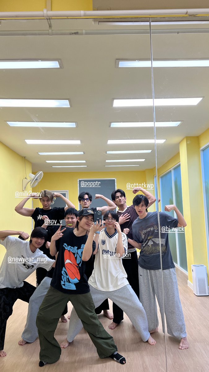 SailubOfficial's tweet photo. #อีกาสมาคม กับห้อง Workshop เหลือง🐦‍⬛🌊
ปกติแหละมั้ง ?

©IG: title_tnt

@spy_hemmawich
#SpySailub #คุณเพื่อนบ้าน
#TheCrowClub https://t.co/r0LwJdjCN2