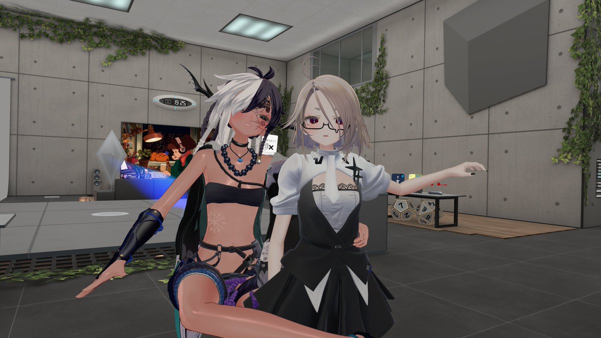 Milha321's tweet photo. きょうはからおけ行ったり
でっけぇなえちゃんがいたりした
あとは改変中の桜にちょっかいかけてた https://t.co/u5C9aCNlhW