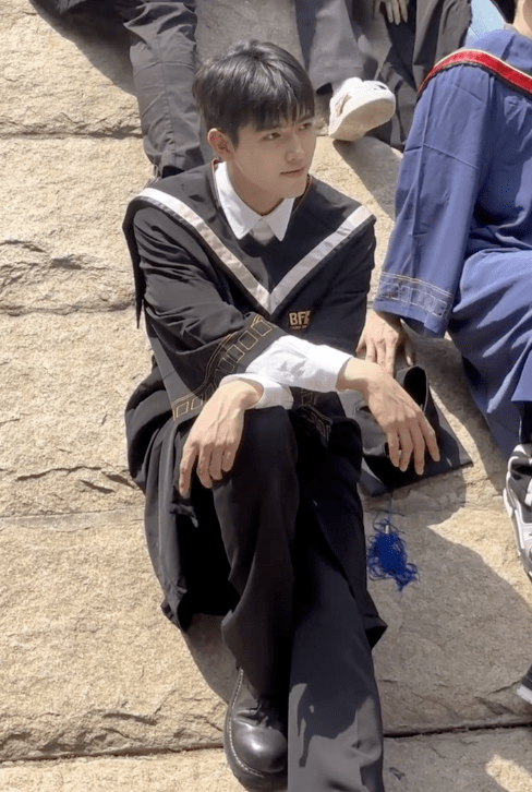 gregadair2's tweet photo. Graduation check: cap's on, diploma in hand, u0026 a pocket full of moments I’ll never erase. Off to whatever comes next—let’s go! https://t.co/npkV1jakqg