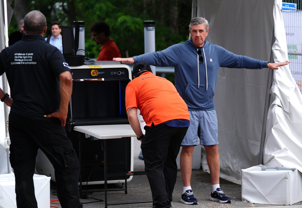 Record_Sport's tweet photo. EXCLUSIVE! Danny Rohl waits on Rangers future decision - as chairman Andrew Cavenagh watches Scotland train in America | @ScottBurns75 

https://t.co/Pda2Fon6fn https://t.co/p2SETbmnyY