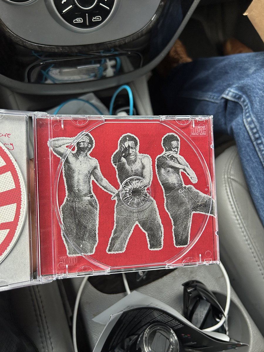 Semilooreee's tweet photo. Yuh! CD Design by me.  We’re bringing physical media back https://t.co/PncR0xPJHH