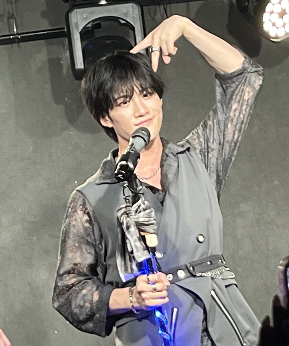 s_26_2_'s tweet photo. #NOCTARISM #ノクタリズム
あざと可愛いれおんぬも好きだけど
びっくり顔のれおんぬも好き https://t.co/oN1AooncwQ