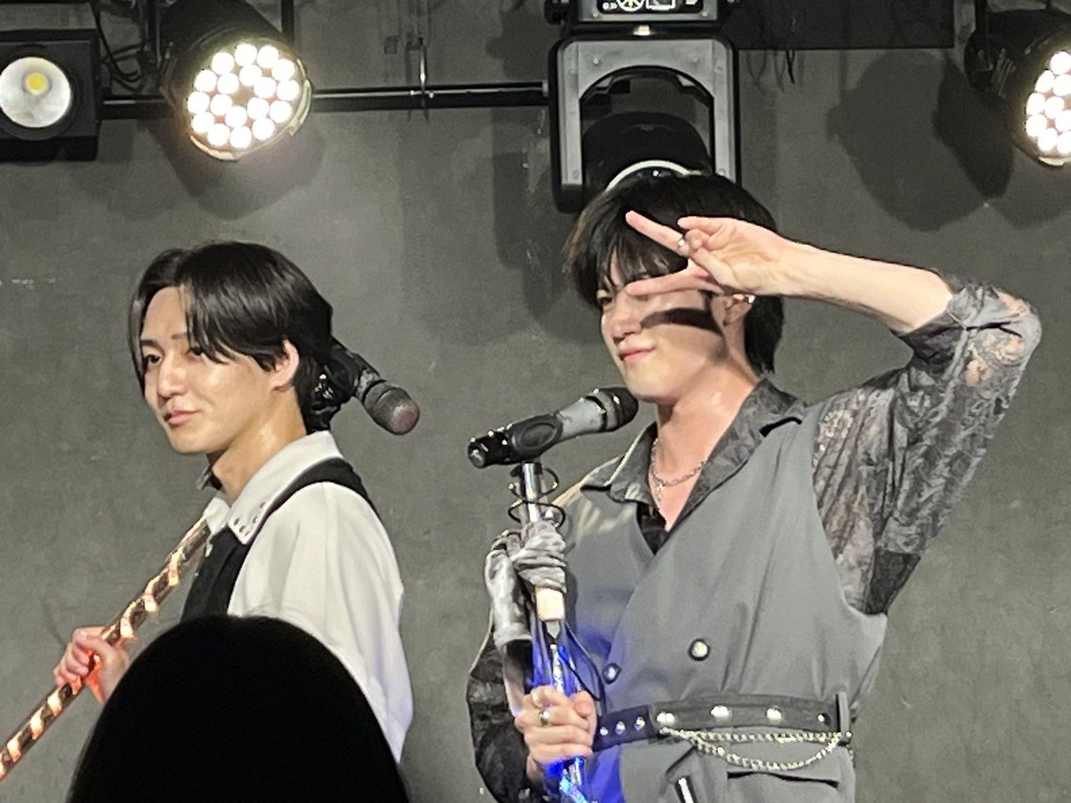 s_26_2_'s tweet photo. #NOCTARISM #ノクタリズム
あざと可愛いれおんぬも好きだけど
びっくり顔のれおんぬも好き https://t.co/oN1AooncwQ