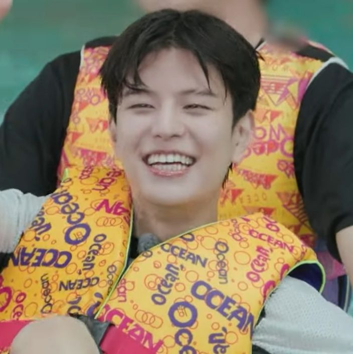 mangohyune's tweet photo. otter pochacco and snail pompompurin.. theyre the most seungmin combos ever😭😭😭😭😭 https://t.co/71FAnnrWG6