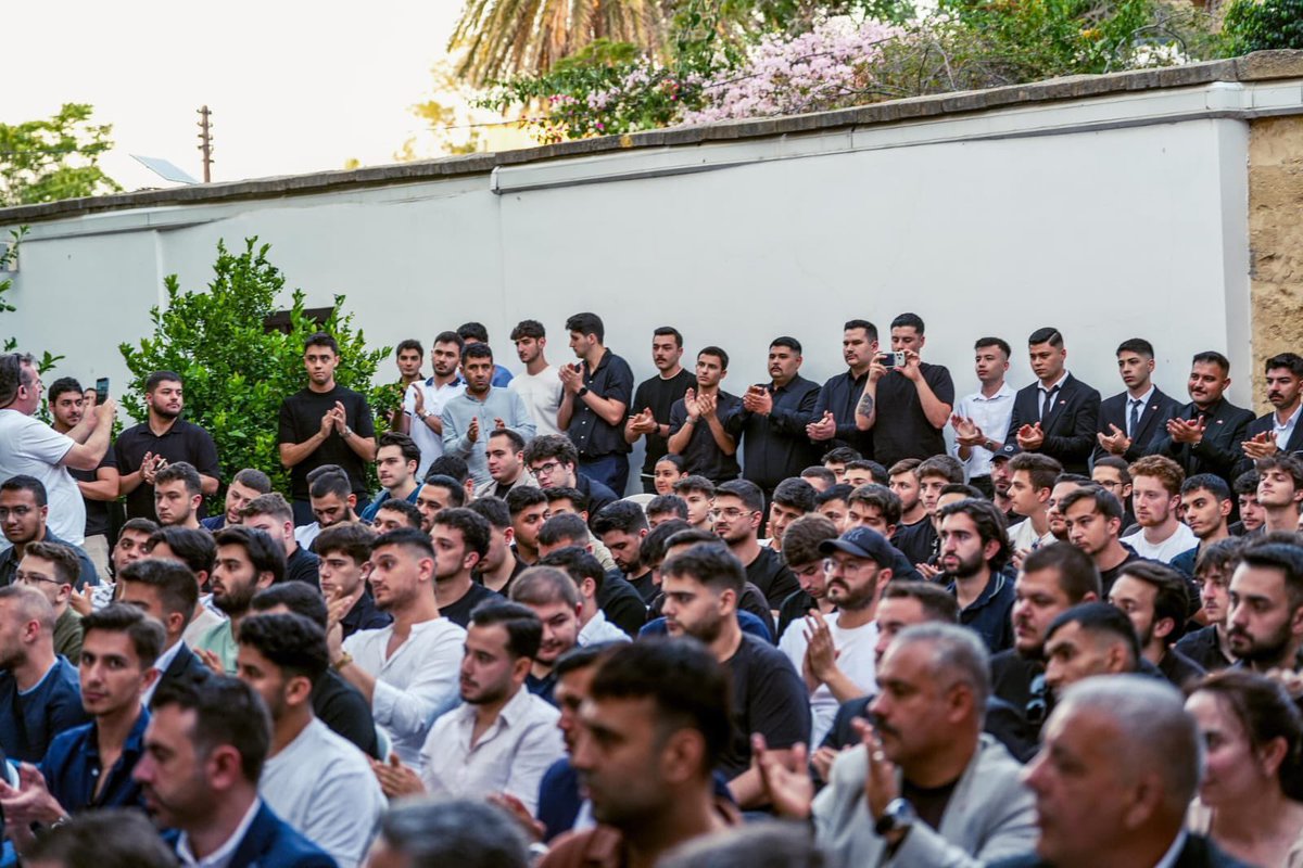 Ulku_Ocaklari's tweet photo. Ülkü Ocakları Genel Başkanımız Sayın Ahmet Yiğit Yıldırım, KKTC Ülkü Ocakları tarafından düzenlenen Başarı Ödülleri Töreni ve Konser Programı’na katılım sağladı.

Program kapsamında; spor, teknoloji, eğitim ve Teknocak projelerinde başarı gösteren gençlerimize ödülleri takdim edilerek, başarıları taçlandırıldı.

Programın düzenlenmesinde emeği geçen KKTC Ülkü Ocakları teşkilatımızı tebrik ediyor, başarı gösteren tüm gençlerimizi yürekten kutluyoruz