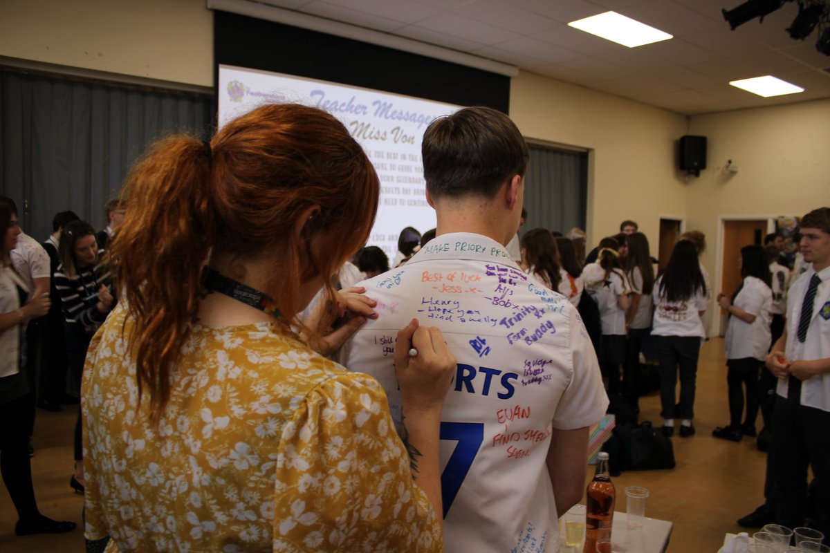 FeatherstoneAca's tweet photo. Year 11, you’ve grown, struggled, laughed, and pushed through more than you realise. We’re so proud of who you’ve become. Carry these memories with you and step into your next chapter with courage. You’ve got this!
#Classof2026
#LeaversAssembly
#TeamFev https://t.co/9Zy1FjHiZ4