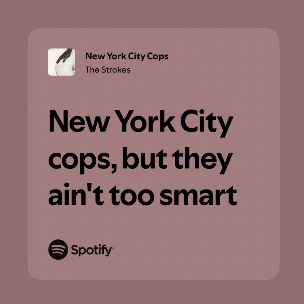 ssylw0's tweet photo. actually taylor and olivia both just copied julian casablancas https://t.co/LPl9pXZZR8