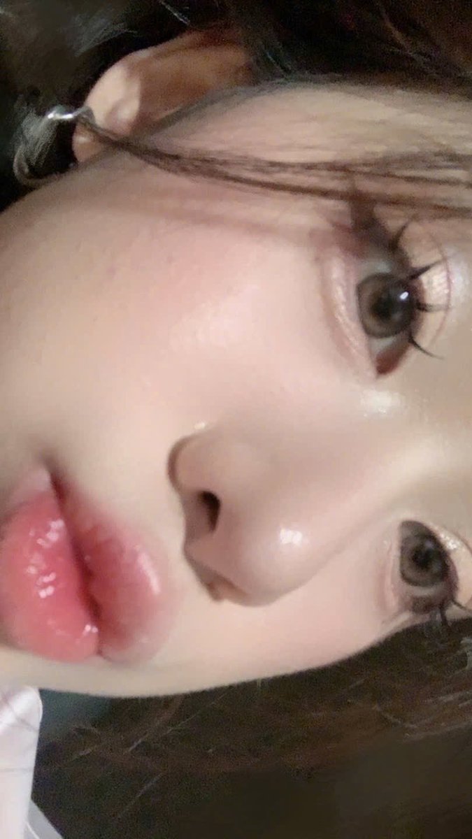 Myaxinhdeyy's tweet photo. Ảnh cuối trước khi tẩy trang đi ngủ 😗
Mya có tích xanh rui nha cả nhà👉🏻👈🏻 https://t.co/iY8mKIUMoz