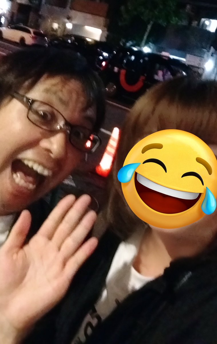 s5yoko's tweet photo. ゴリラさん義明さんあさひちゃんありがとうございました❣️
1年3ヶ月ぶりの生ライブは楽しすぎました😊
お初の義明さんとあさひちゃんに会えた事は嬉しかったなぁ〜
😊ゴリラさんともう少し話ししたかったなぁ〜！
また会える日を楽しみにしてます🥰
 #ここんとことことんコントライブ
 #ワセクロ https://t.co/rNWo2nnKw9