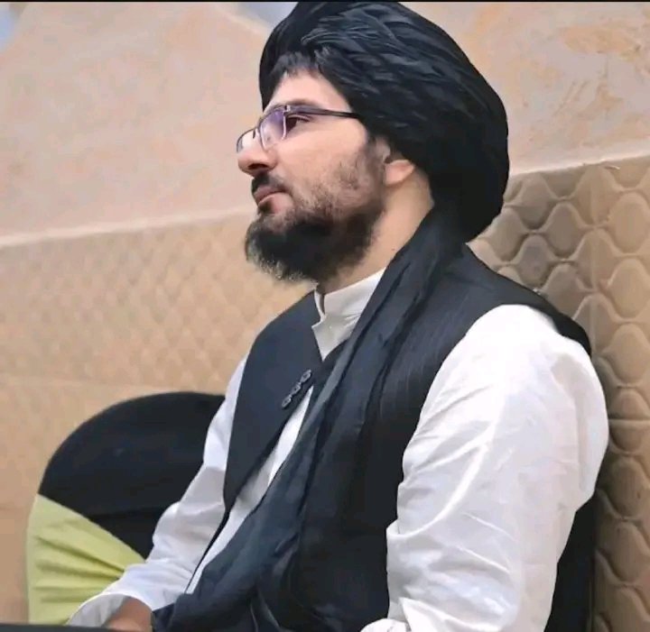 Saeed_Masror's tweet photo. 🌹 د شیخ صاحب نوی مبارک انځور 🌹
الحمدلله د شیخ صاحب دا نوی مبارک انځور مو ولید
الله تعالی دې ورته اوږد عمر
روغ صحت د علم او عمل برکت
 او د دین په خدمت کې لا زیات توفیق ورپه برخه کړي
🤲 اللهم احفظه وبارك فيه، وانفع به الإسلام والمسلمين.🤲 https://t.co/5PitNmPEuz